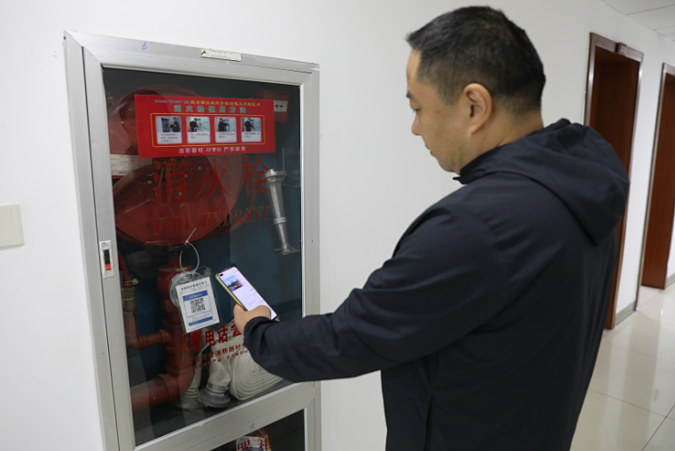 數(shù)字化管理又出&ldquo;新招&rdquo;,臺州公交為消防設(shè)施發(fā)電子&ldquo;身份證&rdquo;