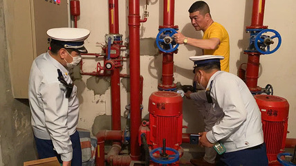 金山消防部門(mén)夜查人員密集場(chǎng)所